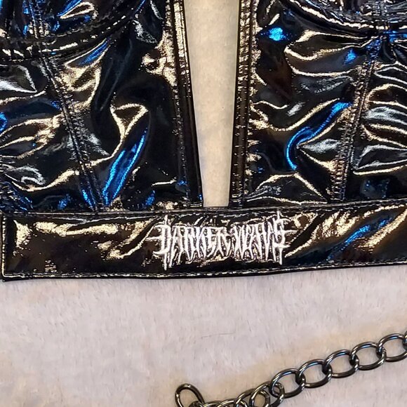 Darker Wave Latex Corset with Spiked Collar and Leash (Size S) - Picture 2 of 3